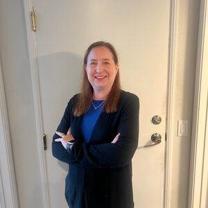 Meet your Posher, Laurie